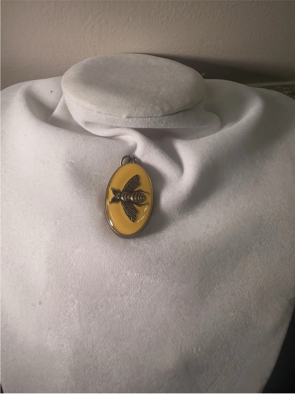 Authentic Gucci Bee Enamel Yellow Pendant Necklace 16” Gold over Silver Chain